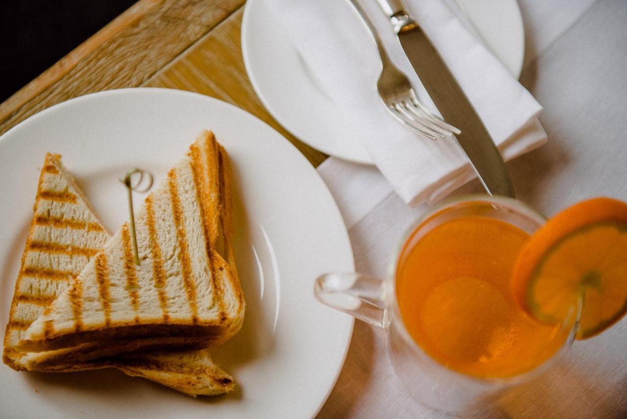 Vmaison Hotel เมสซีนา ภายนอก รูปภาพ